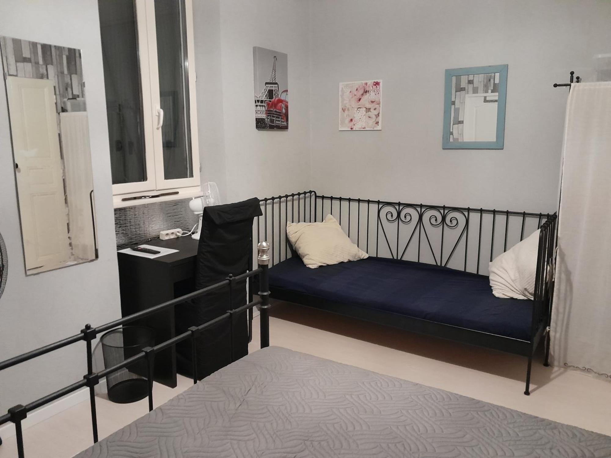 Sur La Bonnefooi Bed and Breakfast Prades-sur-Vernazobre Buitenkant foto