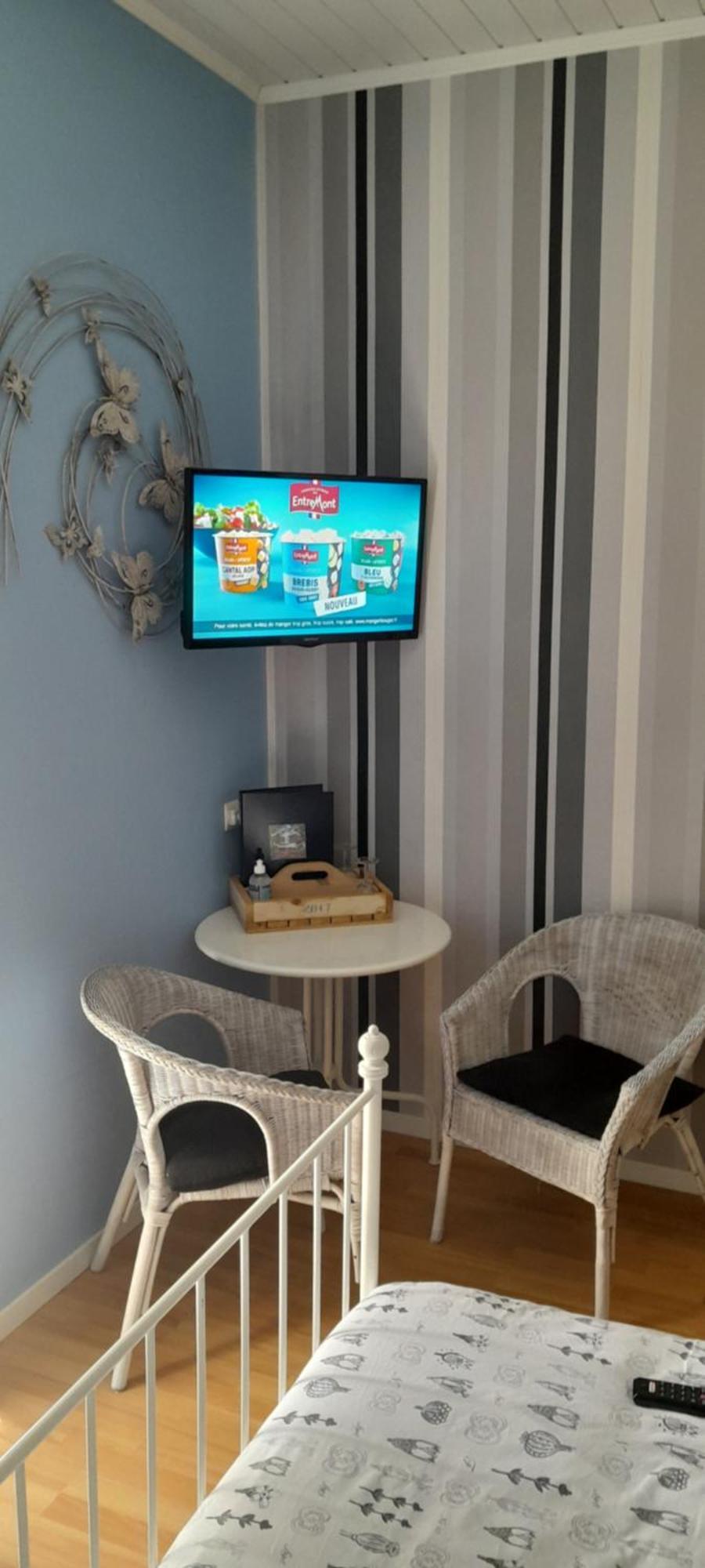 Sur La Bonnefooi Bed and Breakfast Prades-sur-Vernazobre Buitenkant foto