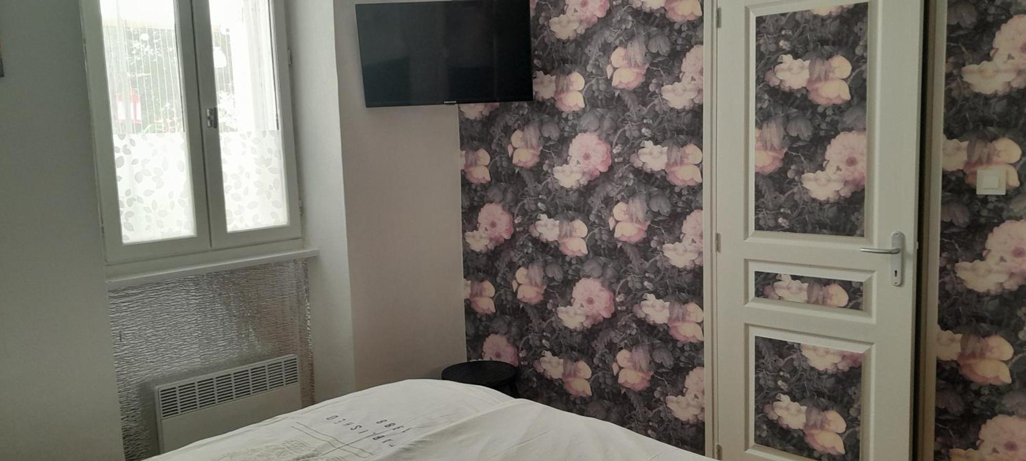 Sur La Bonnefooi Bed and Breakfast Prades-sur-Vernazobre Buitenkant foto